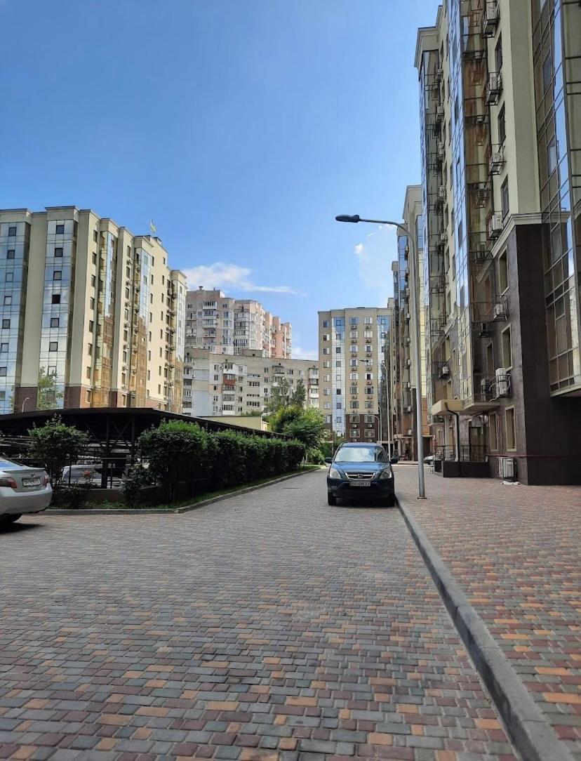 Маршала Малиновського 18 б 12 Жемчужина квартира Одесса Экстерьер фото